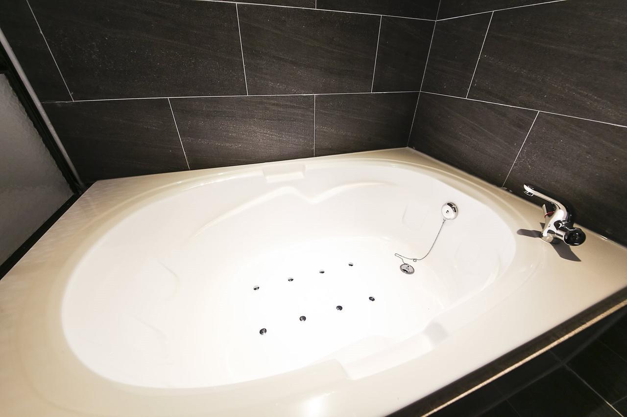 Centralperson Pyeongtaek Hotel מראה חיצוני תמונה