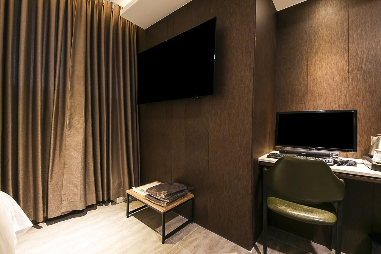 Centralperson Pyeongtaek Hotel מראה חיצוני תמונה