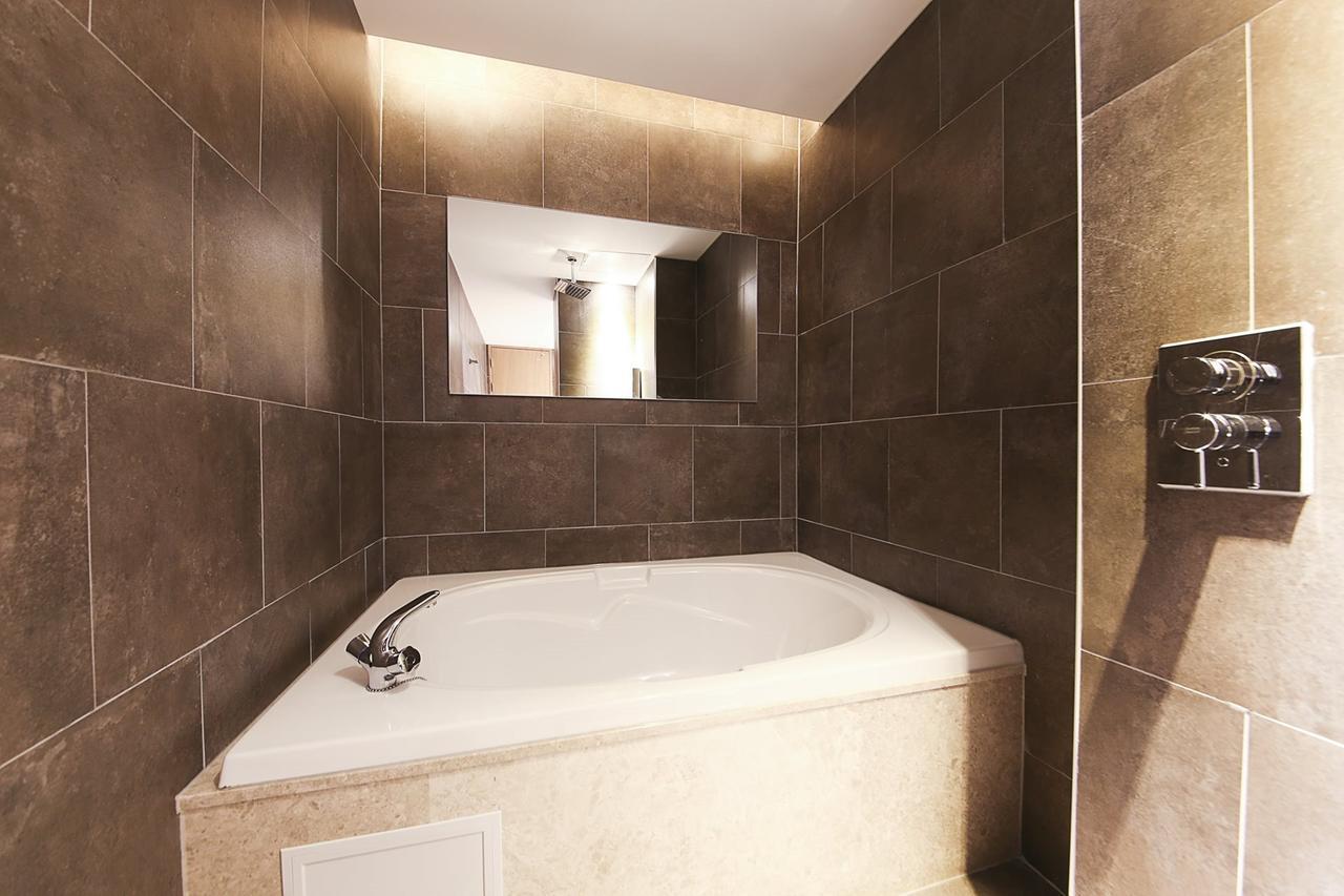 Centralperson Pyeongtaek Hotel מראה חיצוני תמונה