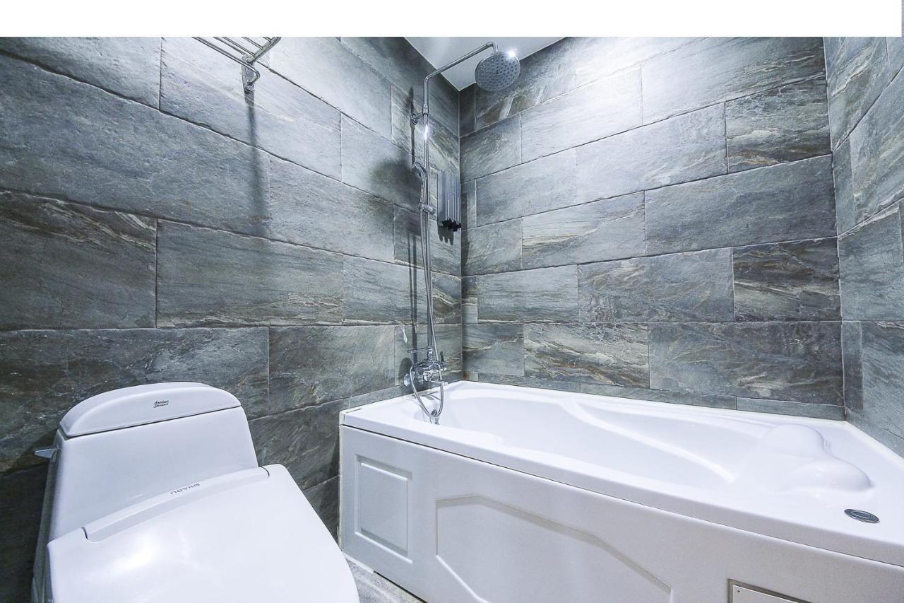 Centralperson Pyeongtaek Hotel מראה חיצוני תמונה